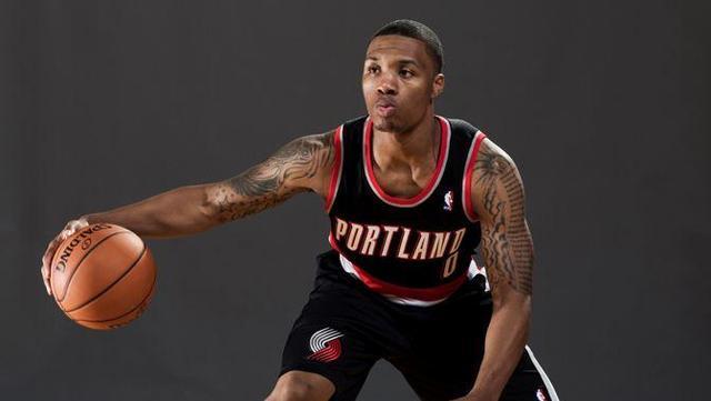 都充满了意 都充满了意